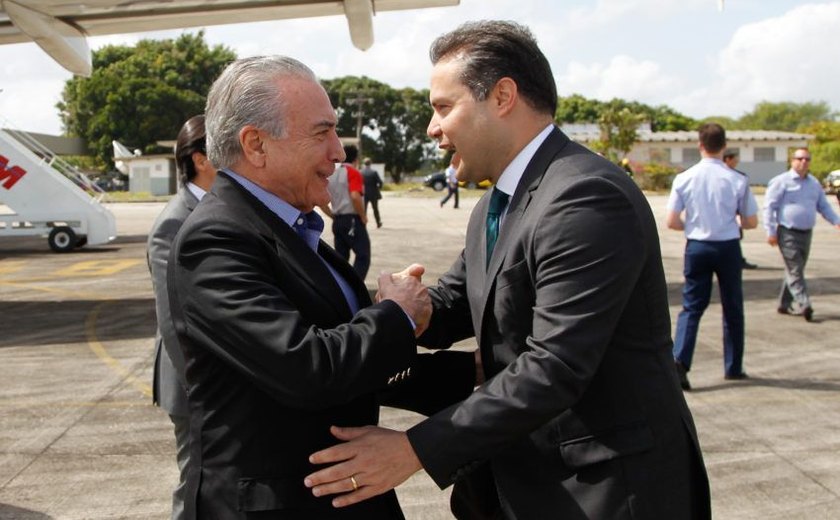 Em visita de Temer, Alagoas garante R$ 60 milhões para construção de cisternas