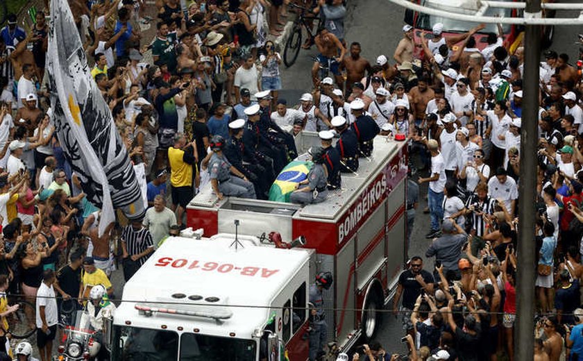 Funeral de Pelé: The Guardian destaca “falta de respeito” de jogadores