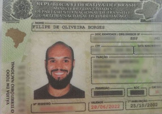 Homem abre sorriso na CNH e post no Facebook viraliza; confira