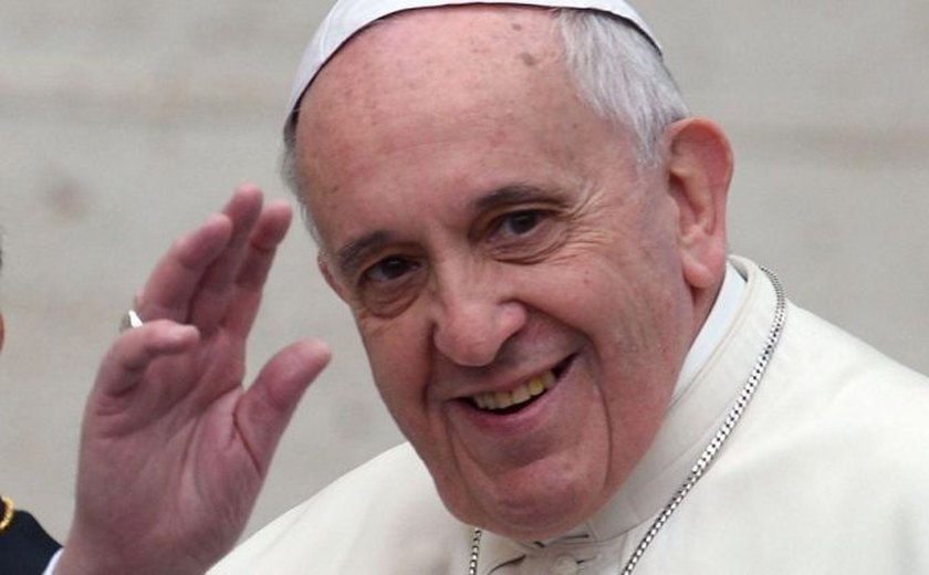 Papa visita presos na Quinta-feira Santa e diz que pena de morte não é cristã