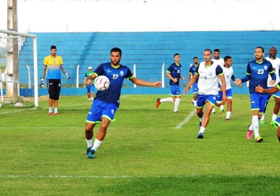 Entrada para assistir jogo-treino do CSA no CT do Mutange custa 1 kg de alimento