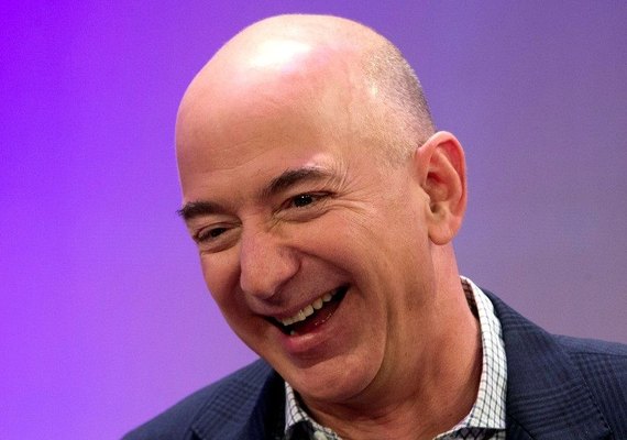 Dono da Amazon ultrapassa Bill Gates e se torna o homem mais rico do mundo