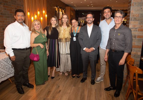 Embaixadores do turismo de negócios: profissionais de saúde recebem homenagem especial