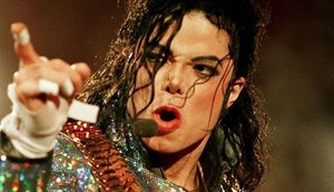 Mansão encantada de Michael Jackson está à venda nos Estados Unidos