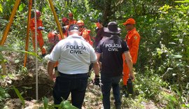 Polícia Civil busca corpo de homem desaparecido em cacimba no bairro Antares