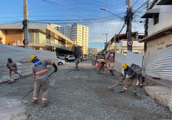 BRK finaliza reparo na Rua Soldado Eduardo dos Santos