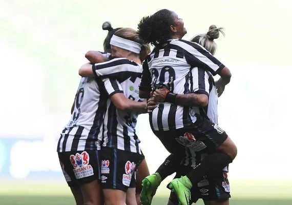 Santos, Atlético-MG e Botafogo voltam à elite do Brasileirão Feminino
