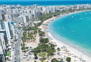 Maceió se consolida entre os destinos mais competitivos e estruturados do Brasil em 2025