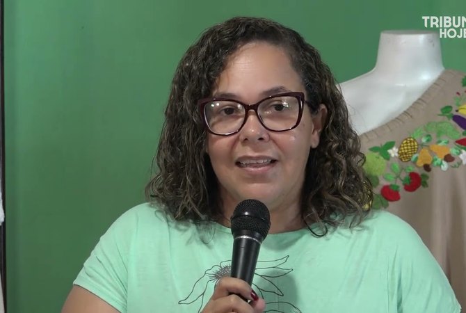 Luciana Almeida costura memórias e futuro com as mulheres de Capela
