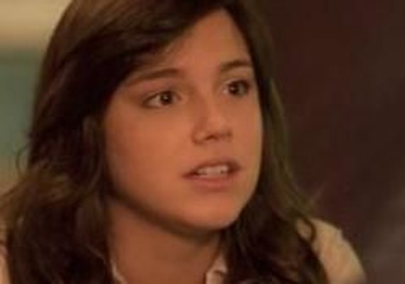 'A Lei do Amor': Marina se descontrola com morte de Elio e entrega que é Isabela