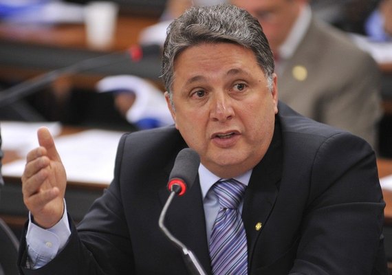 Juiz afirma que grupo de Garotinho usou armas para intimidar testemunhas