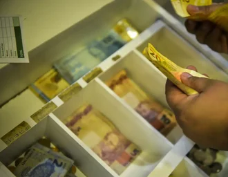 Denunciado correspondente bancário que se apossou de quase R$ 800 mil de clientes