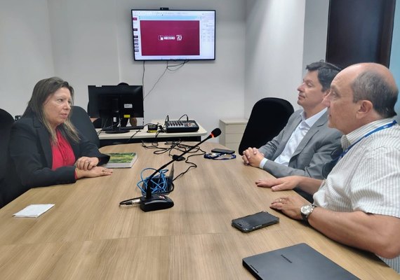 Projeto na orla está sujeito à legislação e determinações judiciais, diz procuradora do MPF