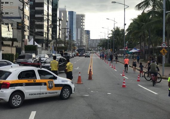 Bloco carnavalesco altera trânsito na orla da Pajuçara neste domingo