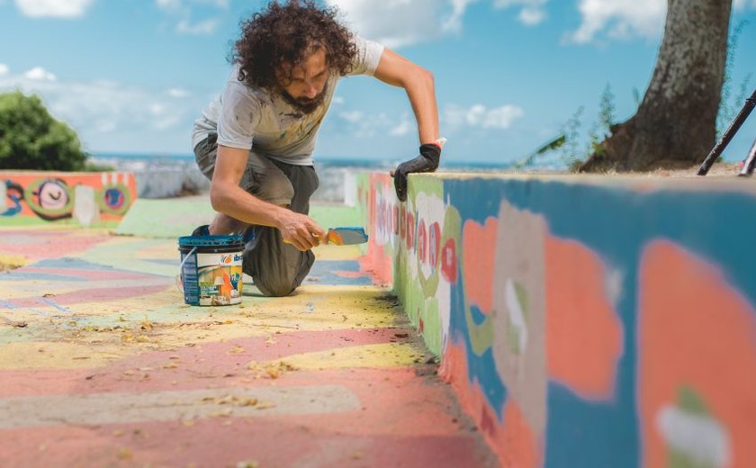 Cultura valoriza artistas plásticos que idealizam intervenções urbanas em espaços públicos