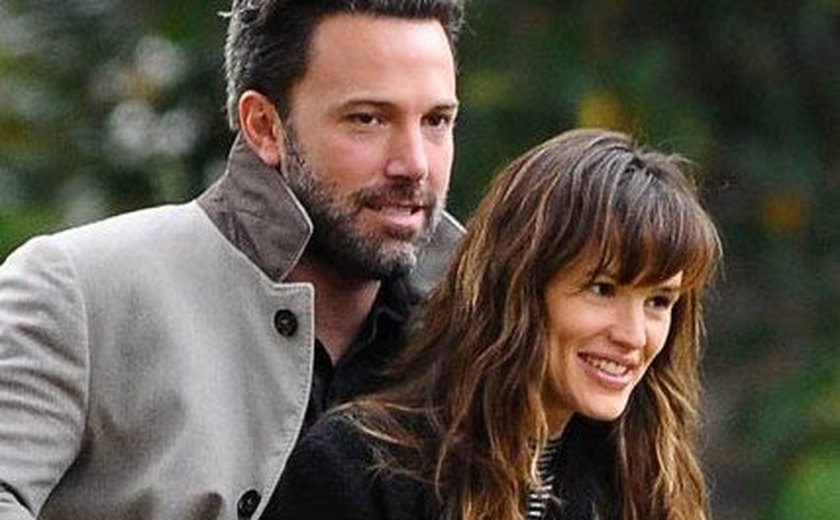 Jennifer Garner desmente revista após matéria sobre seu divórcio de Ben Affleck