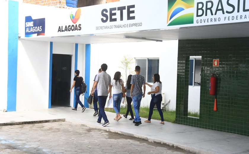 Sine Alagoas oferta mais de 200 vagas de emprego