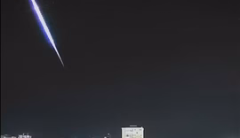 Chuva de meteoros deixa rastro luminoso no céu do RS