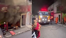 Corpo de Bombeiros é acionado para combater incêndio de grandes proporções em União dos Palmares