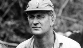 John Irvin, diretor de 'Hamburger Hill' e 'O Espião que Sabia Demais', morre aos 86 anos no Reino Unido