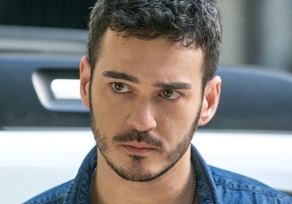 Vem por aí! Domênico resolve investigar Malagueta sobre roubo do hotel