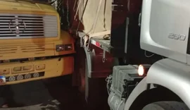 Caminhoneiro embriagado causa acidente e é preso em União dos Palmares