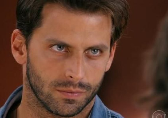 Cassiano arma um plano para destruir a vida de Alberto