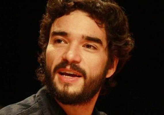 Após defender Mayer, Caio Blat se justifica: 'Sou totalmente contra o assédio'