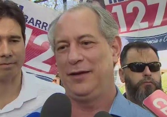 Após protestos, Ciro Gomes diz que mulheres vão salvar Brasil de 'precipício'