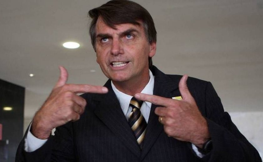 Nova pesquisa tem Bolsonaro na liderança e 4 candidatos em 2º lugar