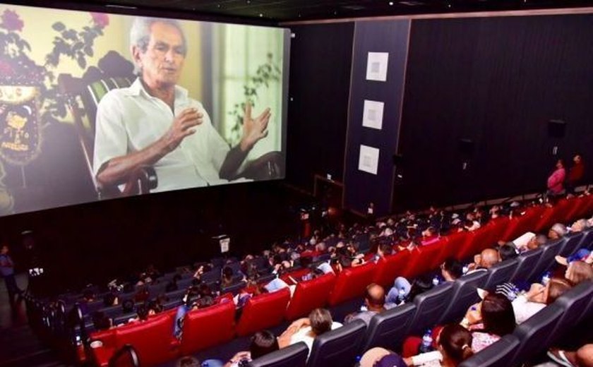 Documentário Raízes de Arapiraca reúne mais 200 pessoas em sessão de cinema