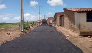 Prefeitura realiza ações de infraestrutura no Conjunto Carminha, no Benedito Bentes