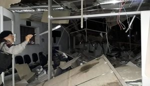 Bando fortemente armado explode agência bancária em Poço das Trincheiras