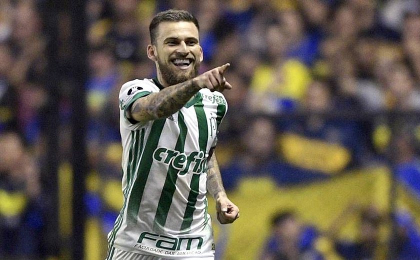 Palmeiras derrota Boca na Bombonera e se garante nas oitavas