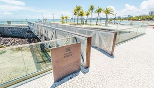 Governo de Alagoas autoriza e Árvore de Natal será montada no Marco dos Corais