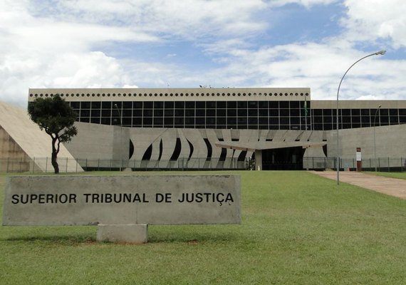 INSS vai recorrer de acréscimo de 25% em aposentadorias