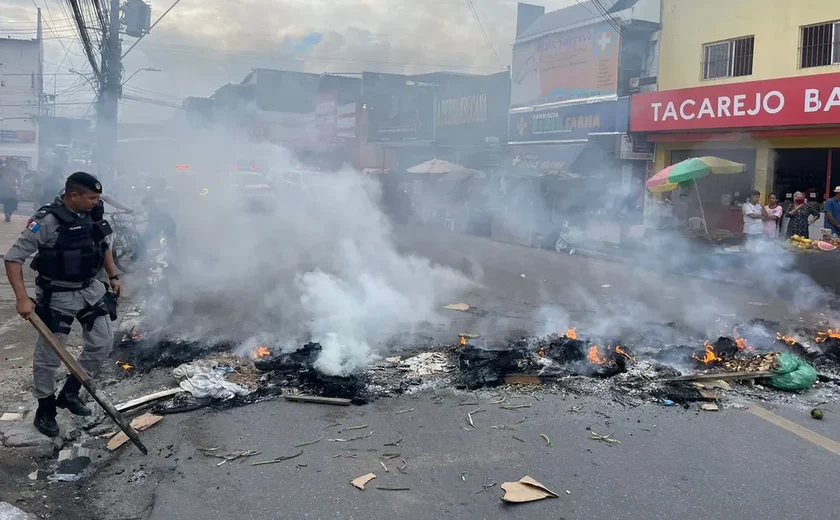 Crescem protestos contra falta de água que atinge bairros de Maceió