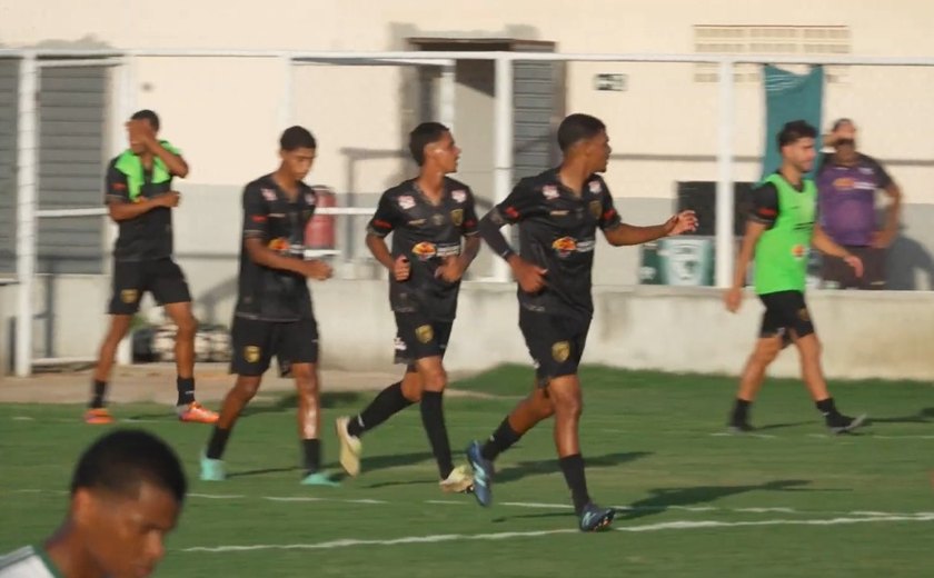 Com três gols de pênalti, Zumbi vence Miguelense de virada pela Copa Alagoas