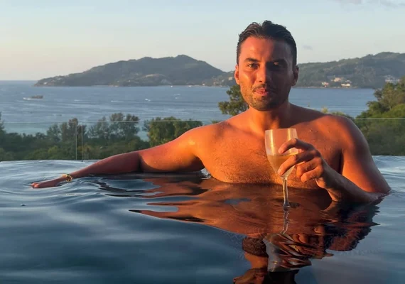 Astro de reality é encontrado morto, de bruços, em vala