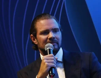 Justiça mantém prisão de Vorcaro e cunhado em audiência de custódia