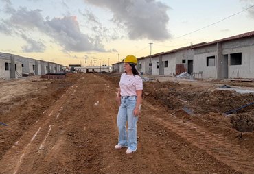 Obras de 150 moradias avançam em Barra de Santo Antônio