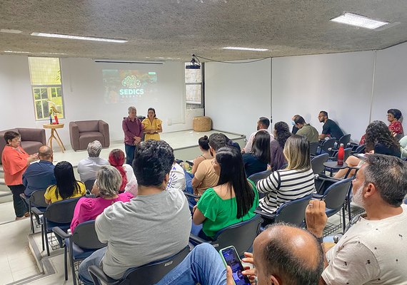 Primeira edição do Sedics Debate discute políticas econômicas para Alagoas