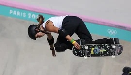 Dora Varella se classifica à final por medalhas no skate park em Paris