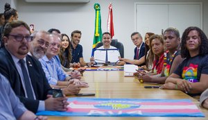 Paulo Dantas sanciona lei que cria o Programa Novo Lar, Nova Vida