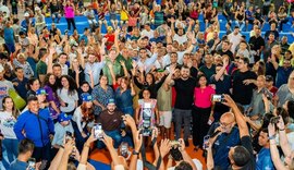 JHC inaugura Parque Osman Loureiro no Clima Bom
