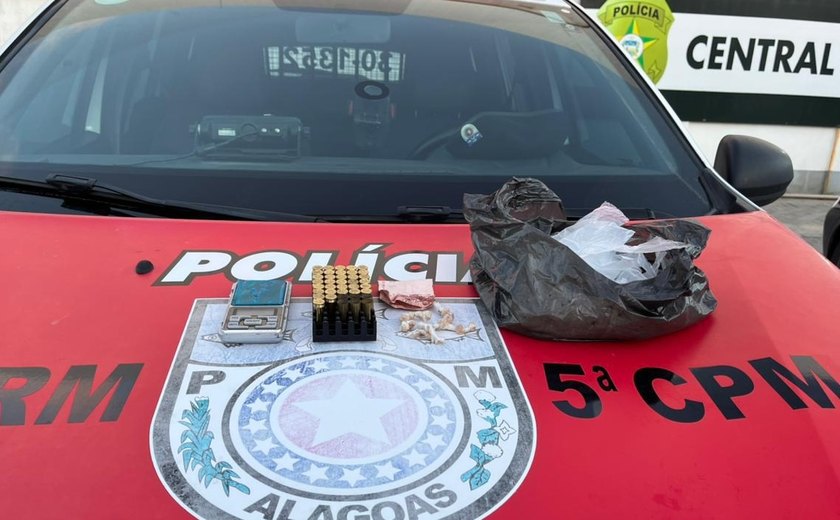 Crack e cocaína são apreendidos após denúncias em Maceió e Marechal Deodoro