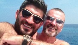 Ex-namorado coloca pertences de George Michael à venda