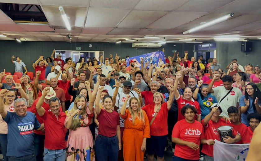 Dafne Orion lança pré-candidatura a deputada federal em plenária do PT em Maceió