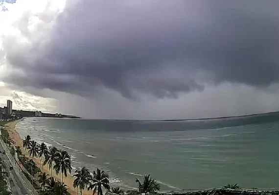 Setenta municípios alagoanos entram em alerta de chuvas intensas nesta segunda-feira