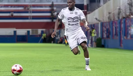 ASA contrata volante Richard Franco e lateral-esquerdo Wesley Costa